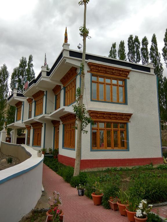 Nathula Guest House Leh Bagian luar foto