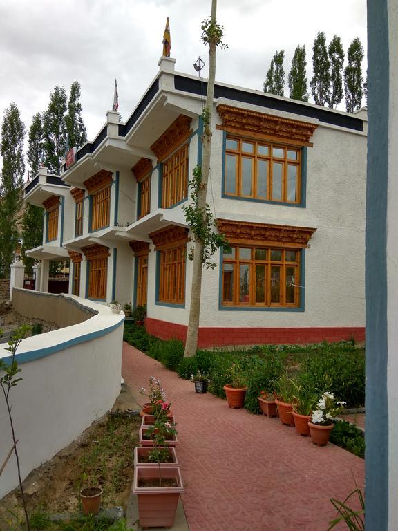 Nathula Guest House Leh Bagian luar foto